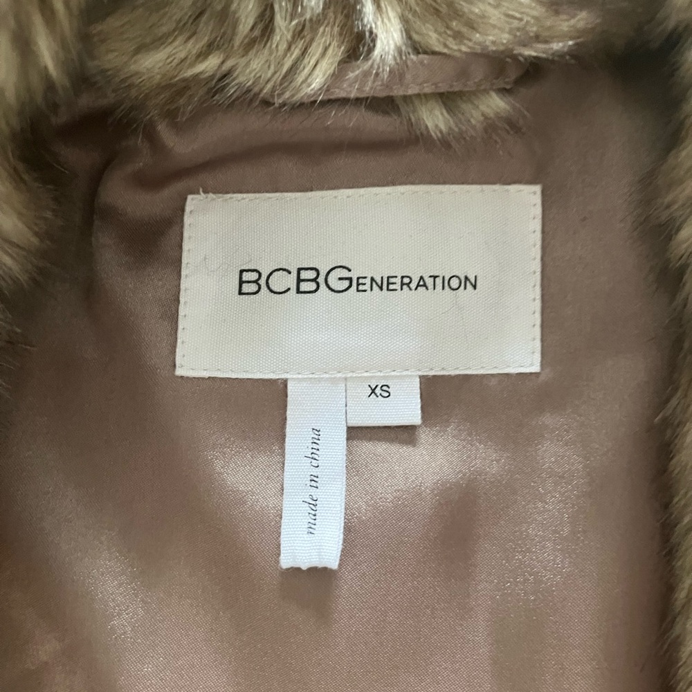 BCBG Faux Fur Vest - Picture 2 of 4